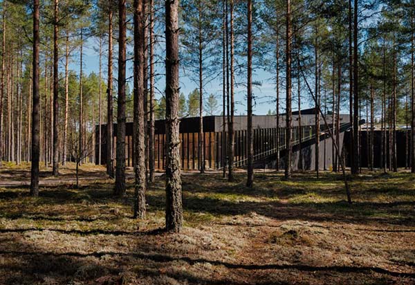 Tòa nhà gỗ giảm thiểu tác động sinh thái với môi trường